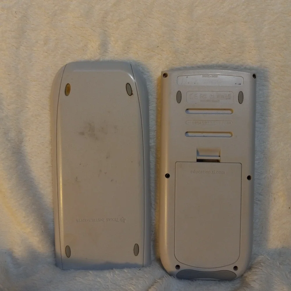 Texas Instruments TI-84 Plus Silver Edition Graphing Calculator AAA TESTED